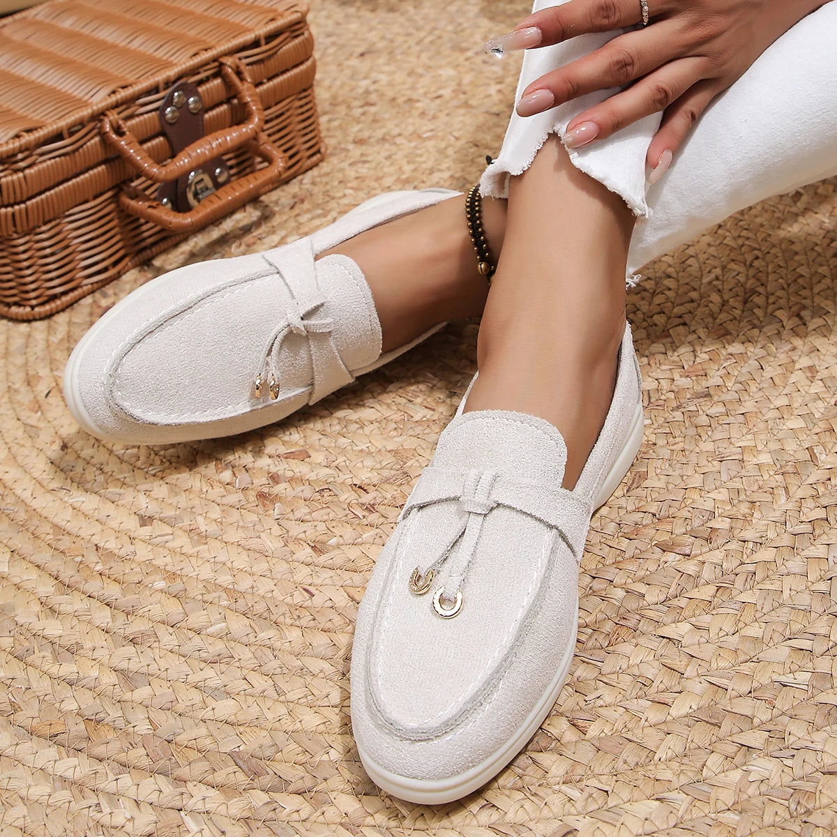 Tassel Ease Canvas Loafers