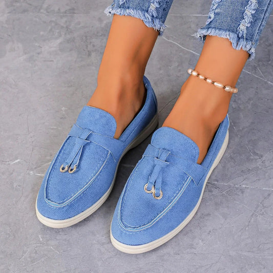 Tassel Ease Canvas Loafers