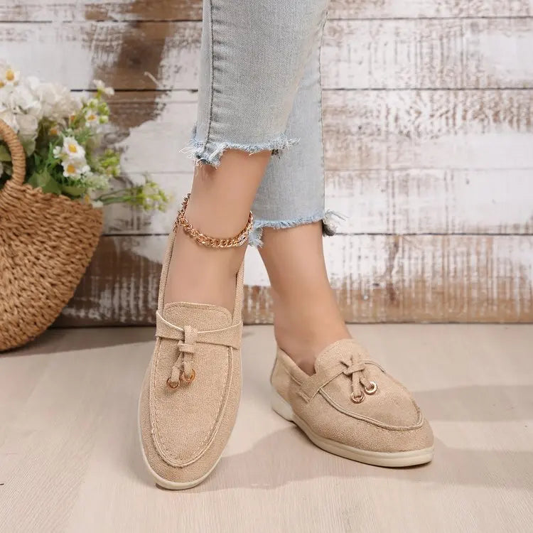 Tassel Ease Canvas Loafers